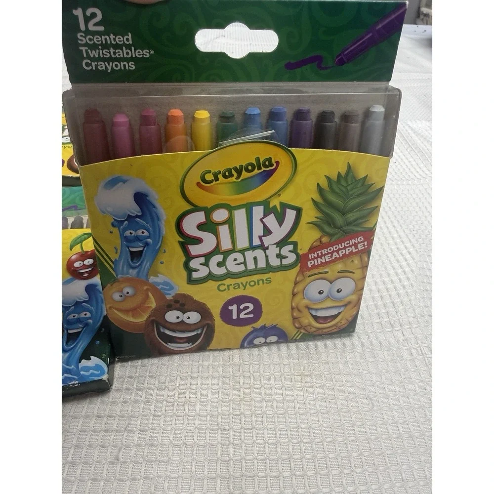4 Crayola Silly Scents Twistables Crayons Sweet SmashUps Scented 12 Pack New